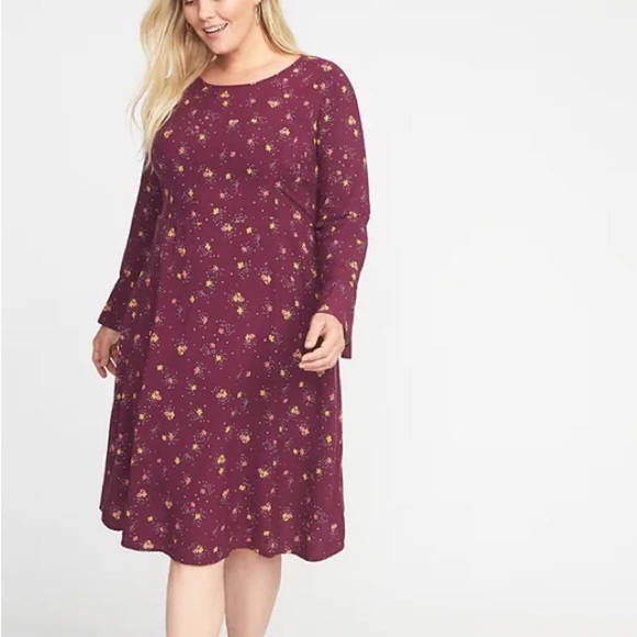 Old Navy Dresses & Skirts - Old Navy Romantic Spring Plum Floral Fit & Flare Flute-Sleeve Plus-Size Dress
